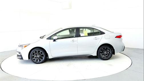 Classic Silver Metallic 2026 Toyota Corolla SE
