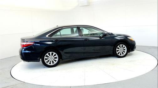 2016 Toyota Camry XLE