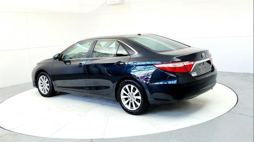 2016 Toyota Camry XLE