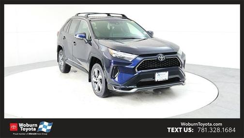 2025 Toyota RAV4 Hybrid SE