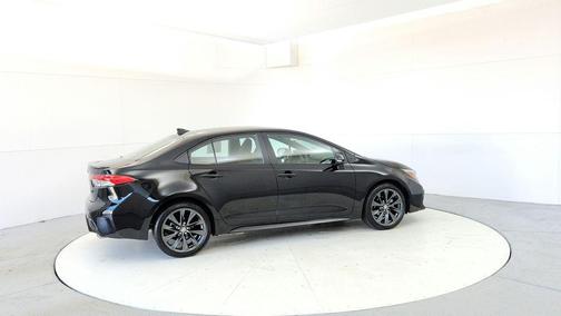 Midnight Black Metallic 2024 Toyota Corolla SE