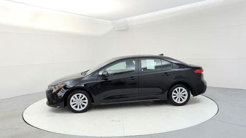 Midnight Black Metallic 2024 Toyota Corolla LE