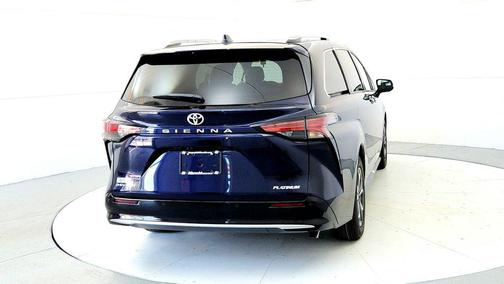 Blueprint 2026 Toyota Sienna Platinum