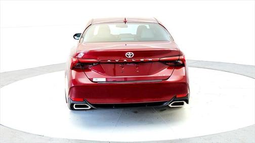 2021 Toyota Avalon XLE
