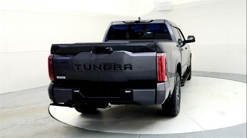 2022 Toyota Tundra Platinum