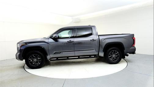 2022 Toyota Tundra Platinum