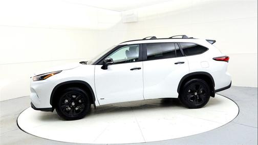 2024 Toyota Highlander Hybrid XLE