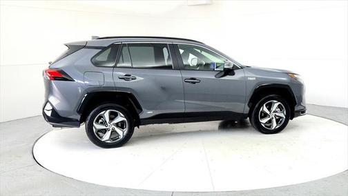 2024 Toyota RAV4 Prime SE