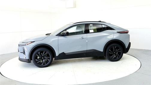Cement 2026 Toyota C-HR SE
