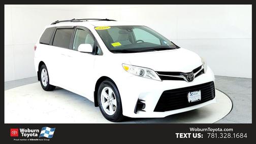 Super White 2020 Toyota Sienna LE