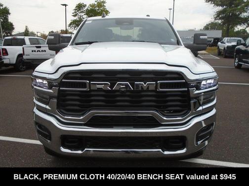 2025 RAM 2500 Big Horn Crew Cab 4x4 8' Box
