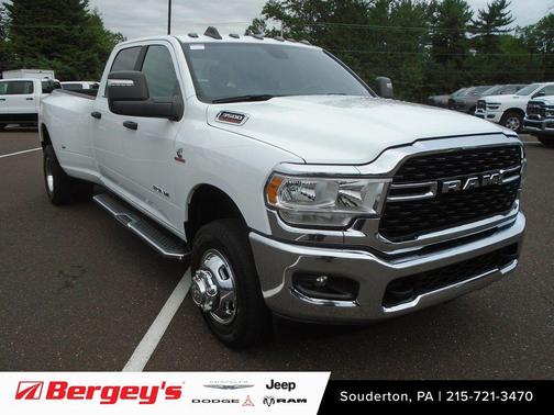 2024 RAM 3500 Big Horn Crew Cab 4x4 8' Box