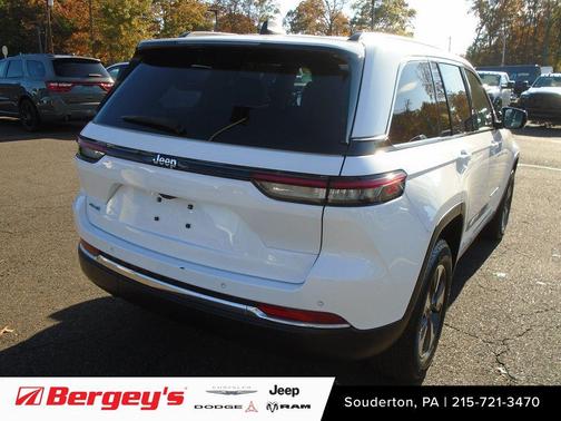 2023 Jeep Grand Cherokee 4xe Base