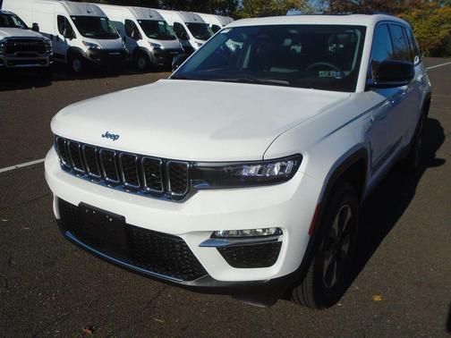2023 Jeep Grand Cherokee 4xe Base