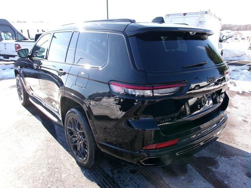 2025 Jeep Grand Cherokee L Summit Reserve