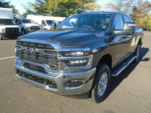 2025 RAM 2500 Big Horn Crew Cab 4x4 6'4' Box