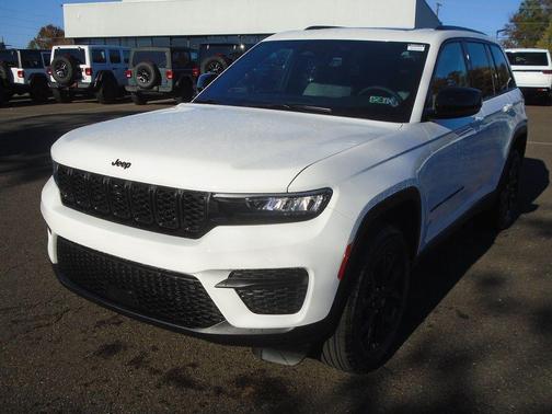 2025 Jeep Grand Cherokee Altitude