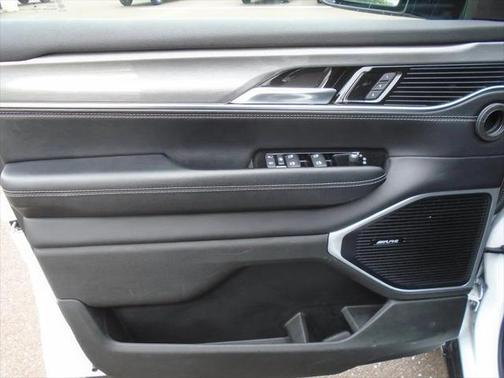 2022 Jeep Wagoneer Series III Carbide 4x4