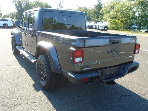 2021 Jeep Gladiator Willys 4x4