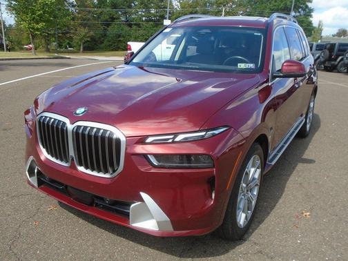 2025 BMW X7 xDrive40i