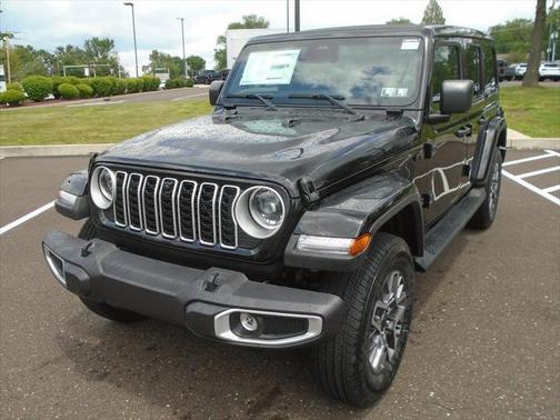 2025 Jeep Wrangler 4-Door Sahara 4x4