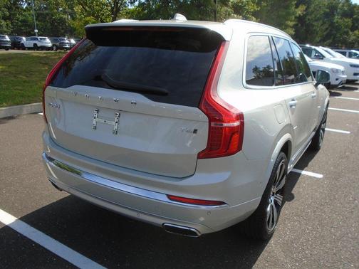 2021 Volvo XC90 T6 Inscription