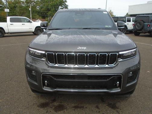 2025 Jeep Grand Cherokee Overland