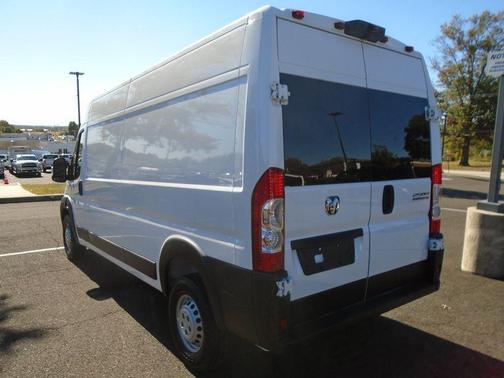 2025 RAM ProMaster 2500 Tradesman