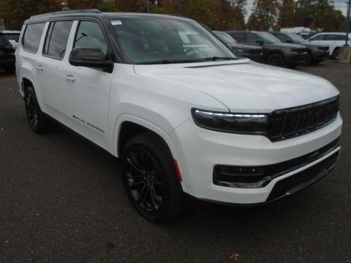 2024 Jeep Grand Wagoneer L Series II 4x4