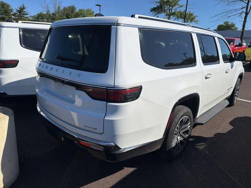 Bright White Clearcoat 2024 Jeep Wagoneer L Series II 4x4