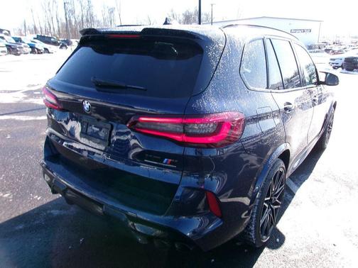 2022 BMW X5 M Base