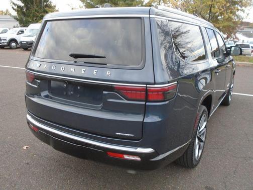 2024 Jeep Wagoneer L Series III 4x4