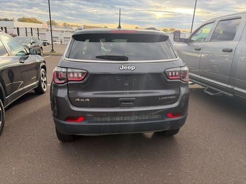 2024 Jeep Compass Limited