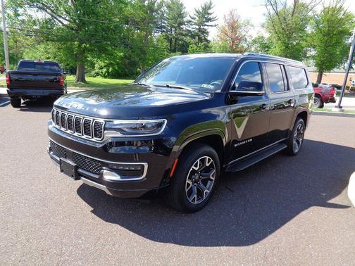 2024 Jeep Wagoneer L Series III 4x4