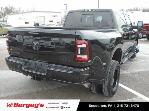 2024 RAM 3500 Laramie Mega Cab 4x4 6'4' Box