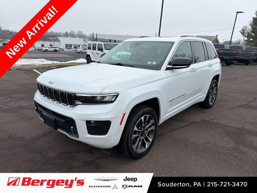 2022 Jeep Grand Cherokee Overland