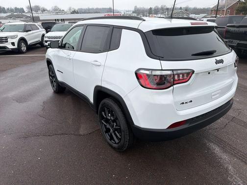 2026 Jeep Compass Latitude