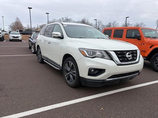 2019 Nissan Pathfinder Platinum