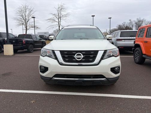 2019 Nissan Pathfinder Platinum