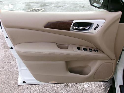 2019 Nissan Pathfinder Platinum