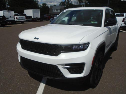 2023 Jeep Grand Cherokee Altitude