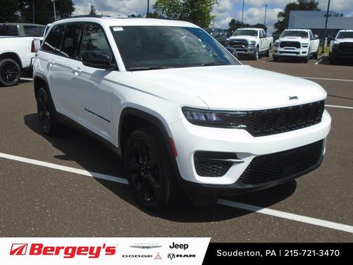 2023 Jeep Grand Cherokee Altitude