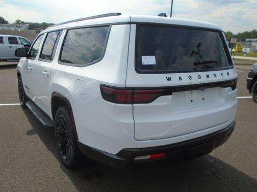 2025 Jeep Wagoneer L Series II Carbide 4x4