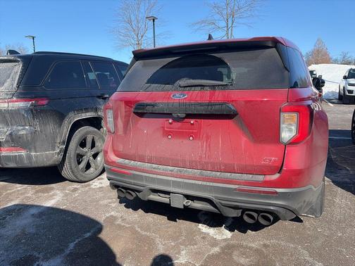 2021 Ford Explorer ST