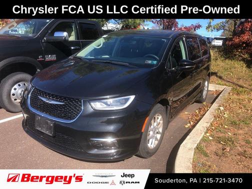 2024 Chrysler Pacifica Touring L