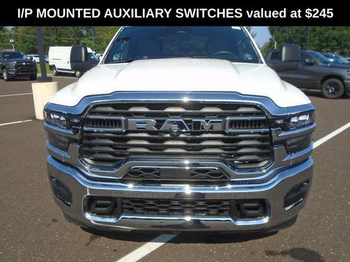 2025 RAM 2500 Tradesman Crew Cab 4x4 8' Box