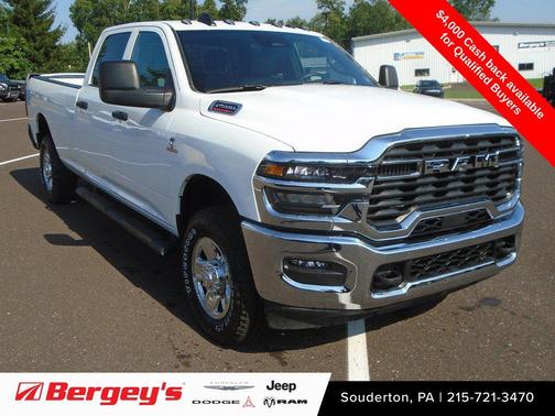 2025 RAM 2500 Tradesman Crew Cab 4x4 8' Box