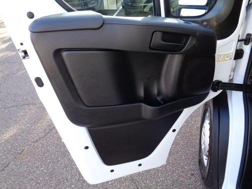 2025 RAM ProMaster 2500 Tradesman