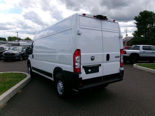 Bright White Clearcoat 2026 RAM ProMaster 2500 Tradesman