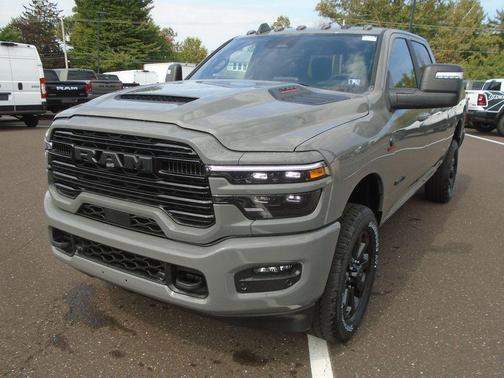 2025 RAM 2500 Laramie Crew Cab 4x4 6'4' Box